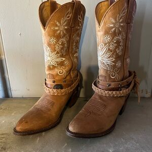 Tan Boots with White Embroidery